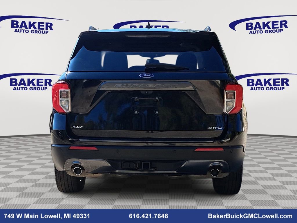 Used 2022 Ford Explorer XLT w/ XLT Sport Appearance Package image 6