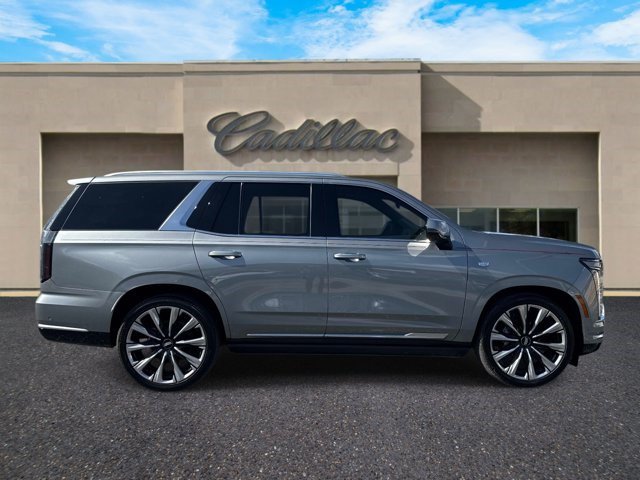Certified 2026 Cadillac Escalade Platinum Luxury AWD/4WD image 2