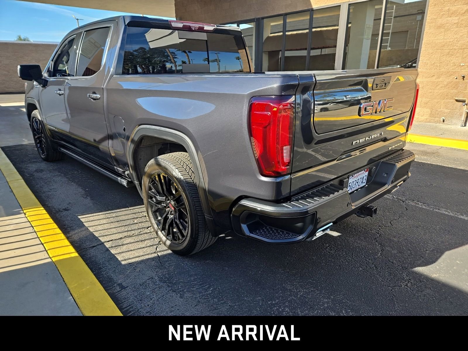 Certified 2020 GMC Sierra 1500 Denali w/ Denali Ultimate Package image 5