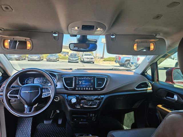 Used 2018 Chrysler Pacifica Limited w/ Advanced Safetytec Group image 19