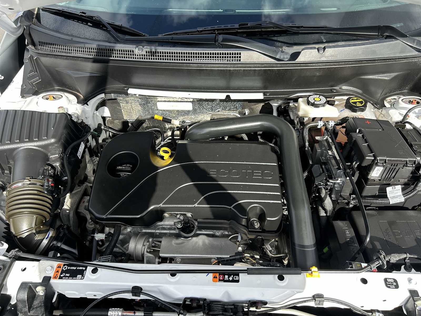 Used 2024 GMC Terrain SLE FWD image 16