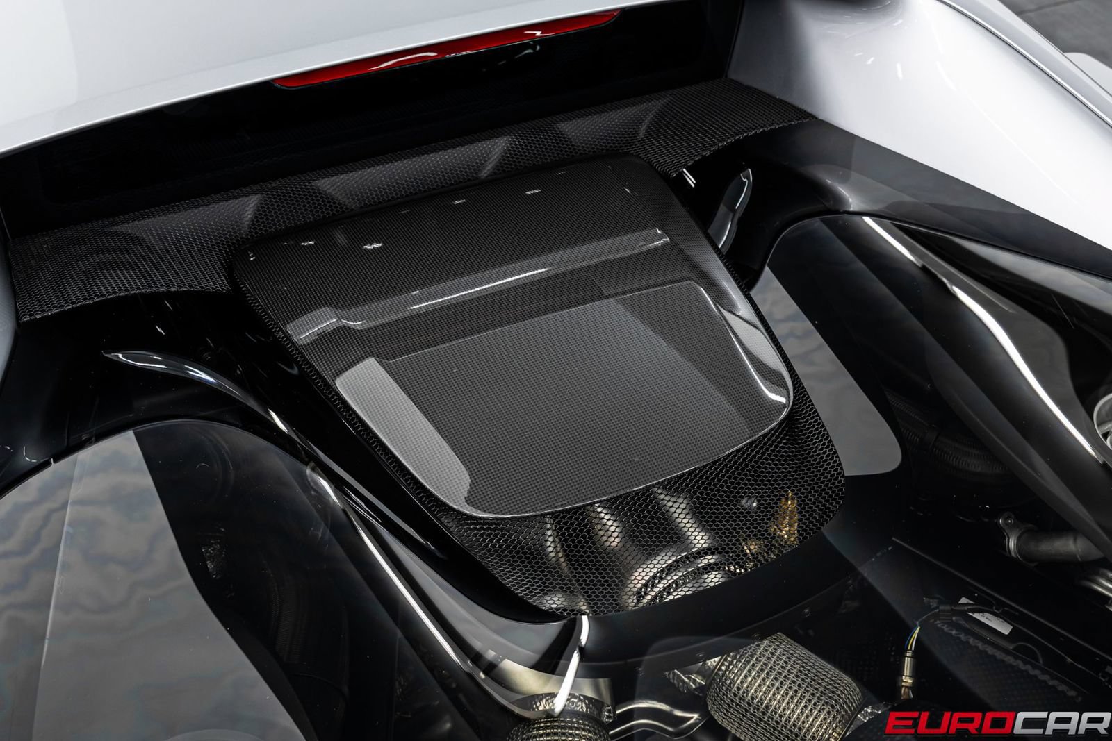 Used 2022 Ferrari 296 GTB RWD image 23