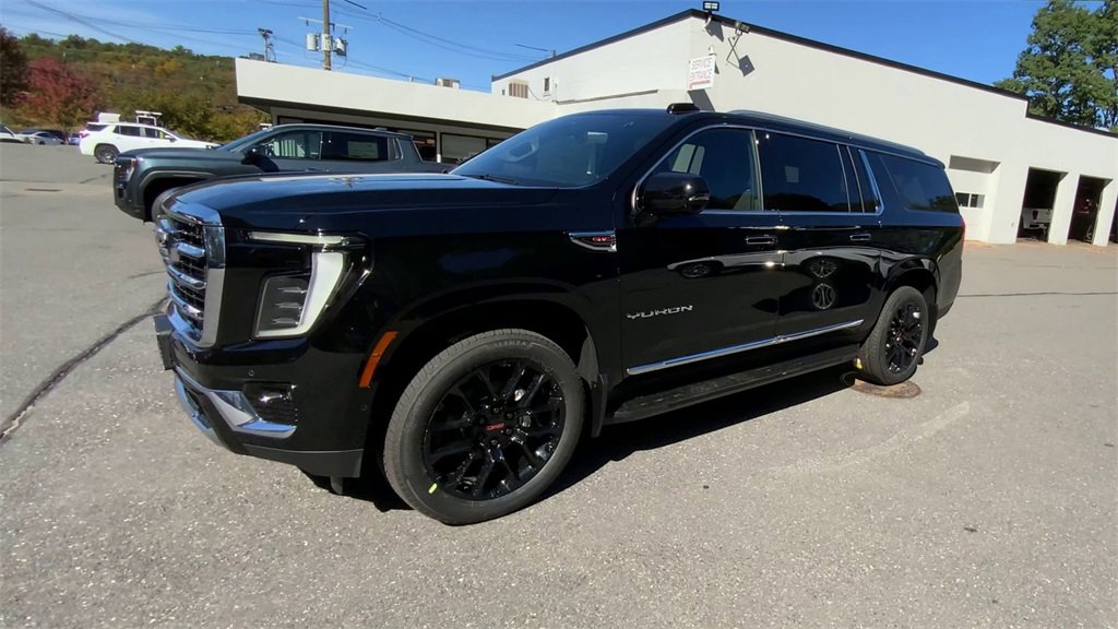 New 2026 GMC Yukon XL Elevation w/ LPO, Get Active Package image 5