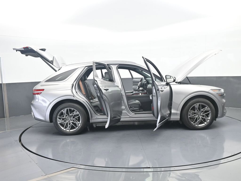 Used 2022 Genesis GV70 2.5T w/ Advanced Package image 82