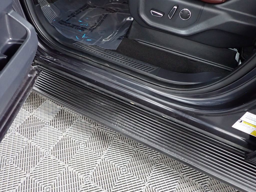 Used 2024 Ford Expedition Max Limited image 23