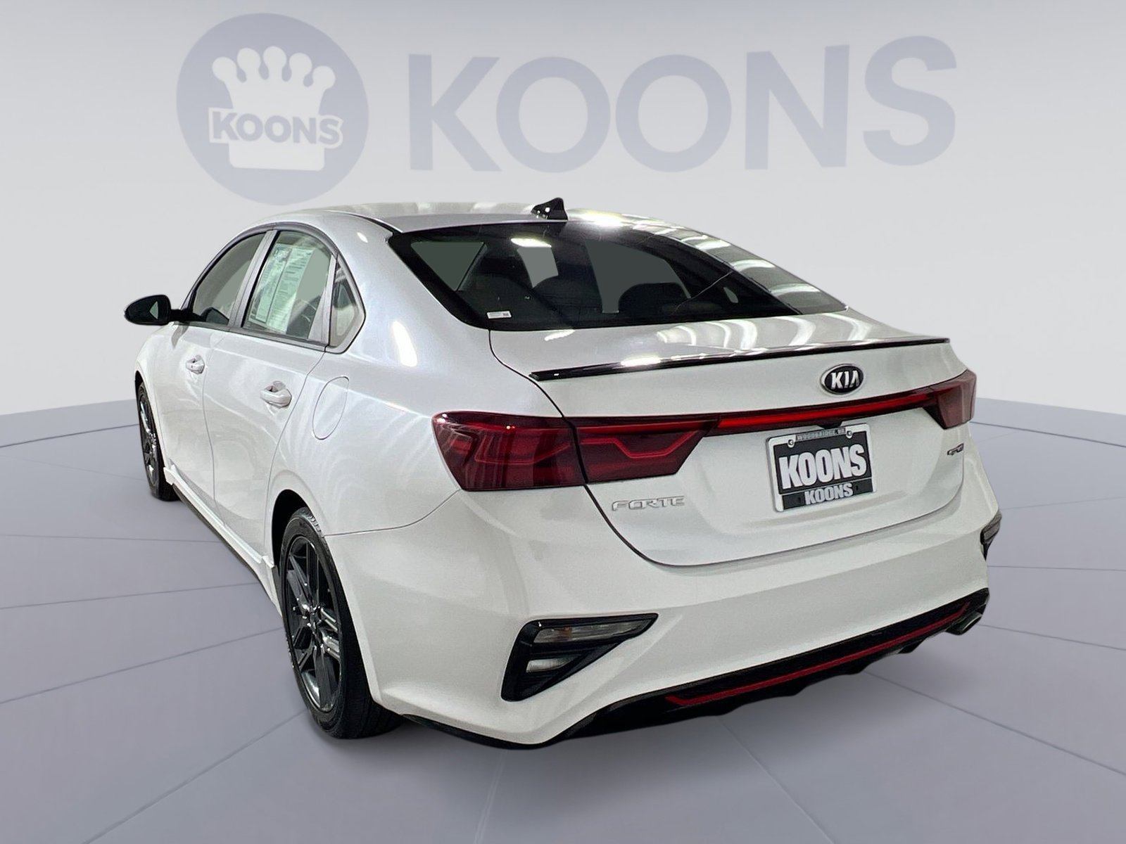 Used 2021 Kia Forte GT-Line w/ GT-Line Premium Package image 4