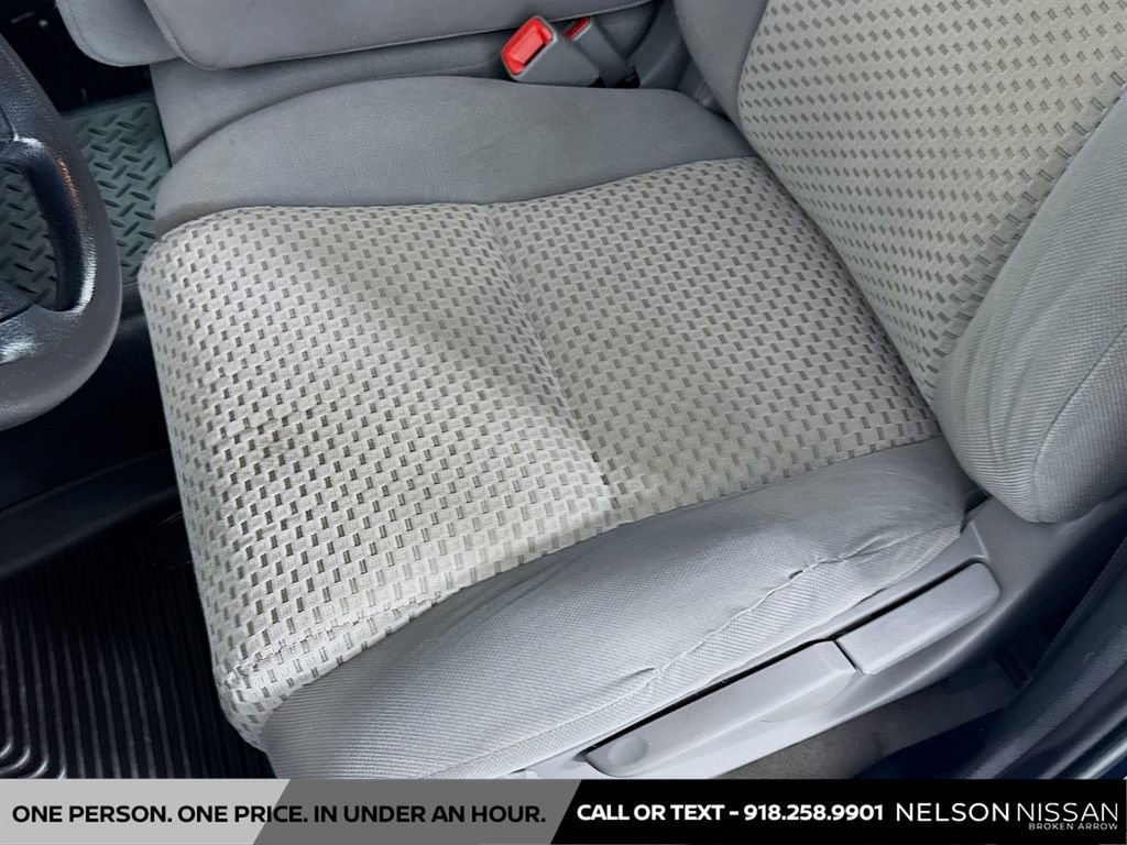 Used 2010 Toyota Tundra 4x4 Double Cab image 17