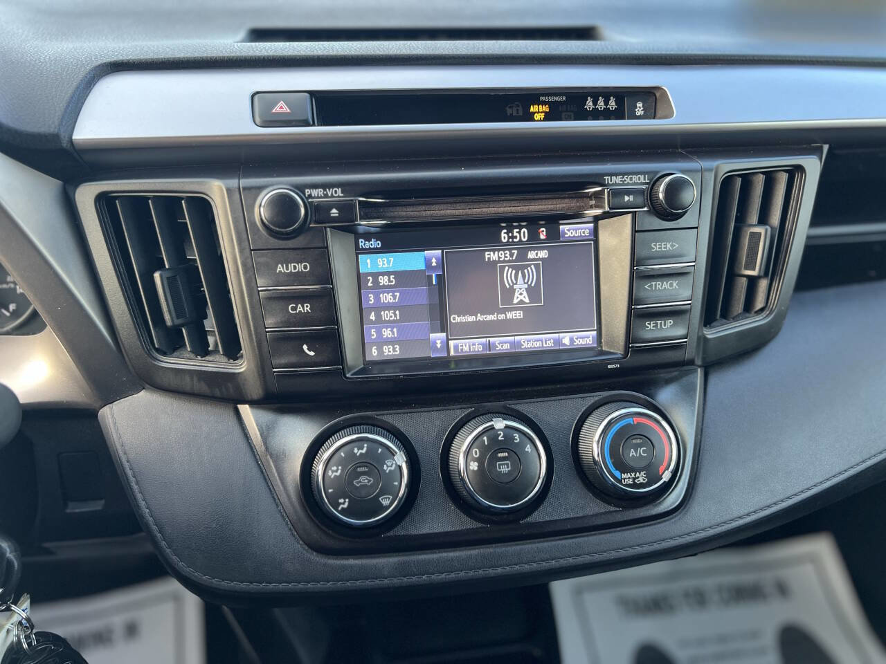 Used 2017 Toyota RAV4 LE image 27