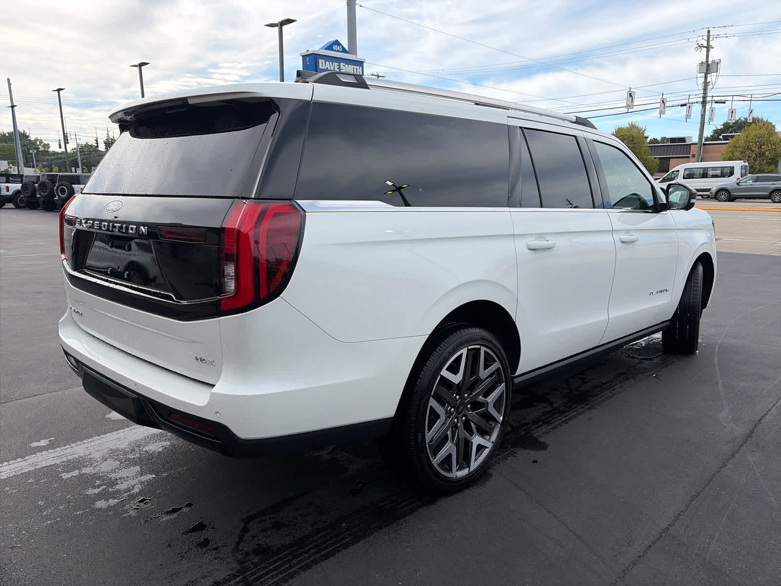 New 2027 Ford Expedition Max Platinum w/ Platinum Ultimate Package AWD/4WD image 11