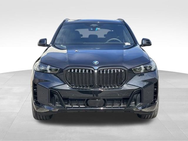 New 2026 BMW X5 xDrive50e w/ M Sport Package AWD/4WD image 11