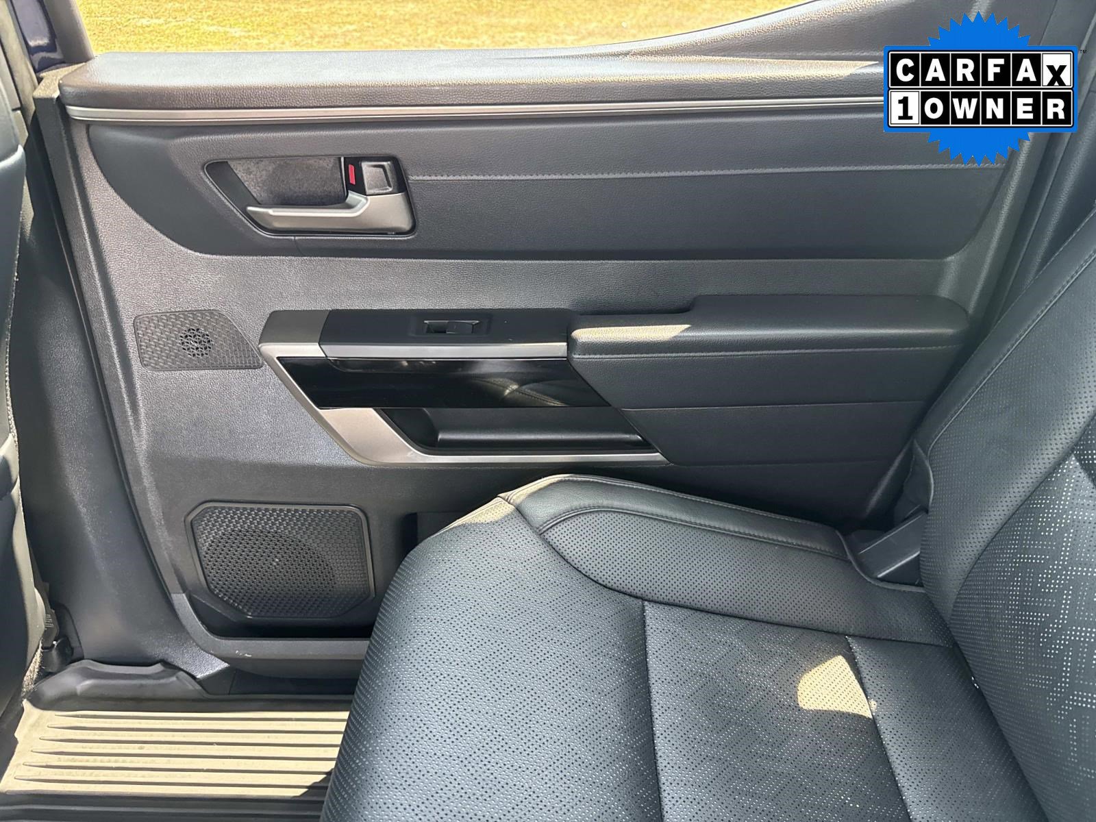 Used 2025 Toyota Tundra Limited AWD/4WD image 19