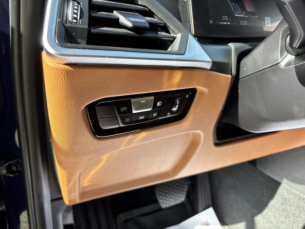 Certified 2023 BMW 330i xDrive Sedan w/ Premium Package image 15