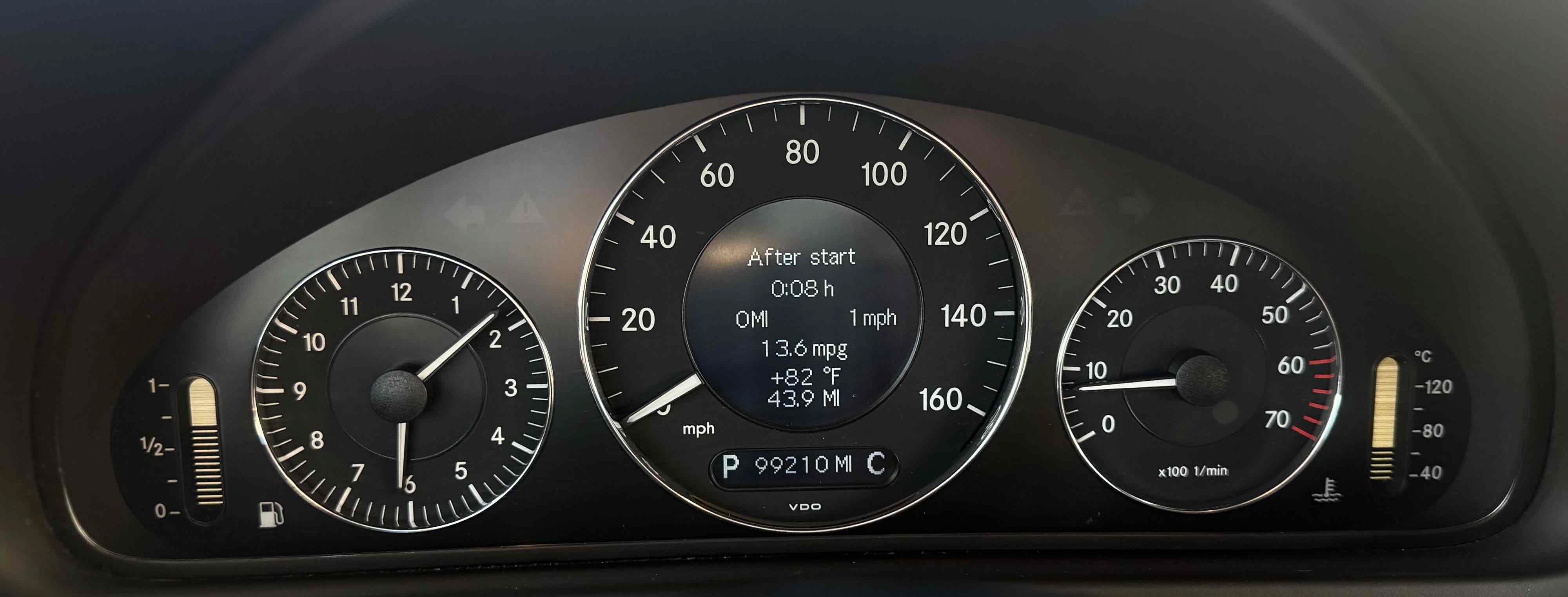 Used 2005 Mercedes-Benz CLK 320 Cabriolet image 25