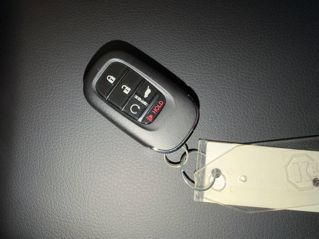 New 2026 Honda Pilot Touring image 14
