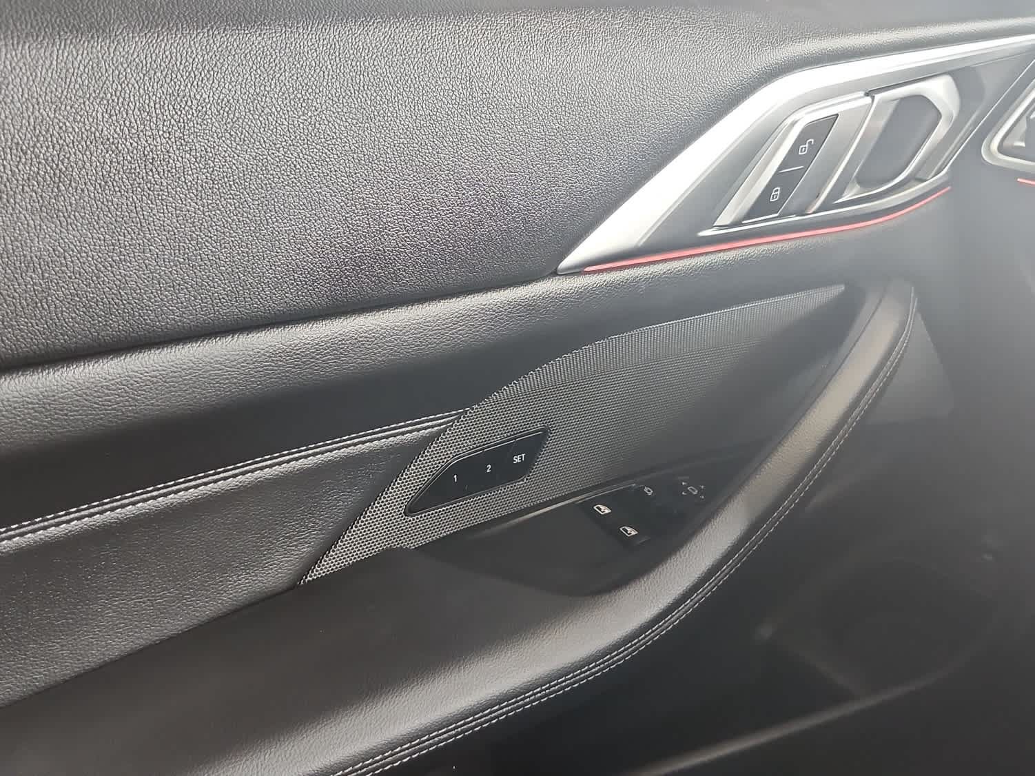 Used 2024 BMW 430i Coupe w/ M Sport Package RWD image 22