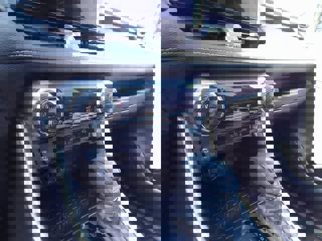 Used 2025 Toyota RAV4 XLE image 12