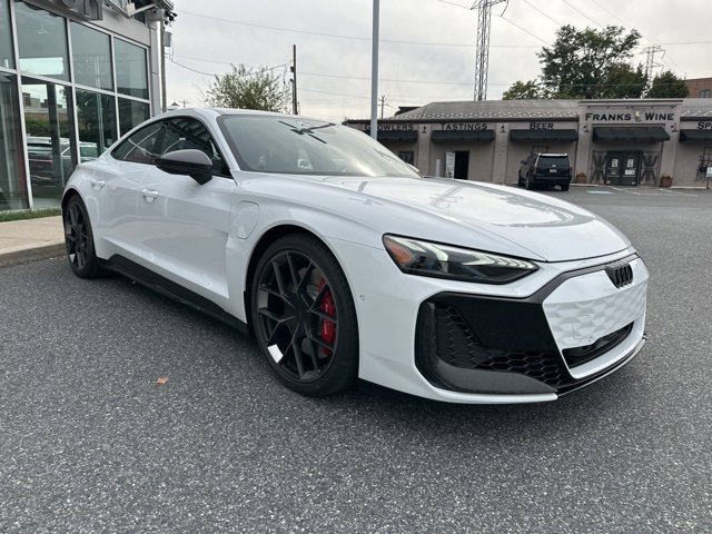 New 2025 Audi RS e-tron GT performance image 8