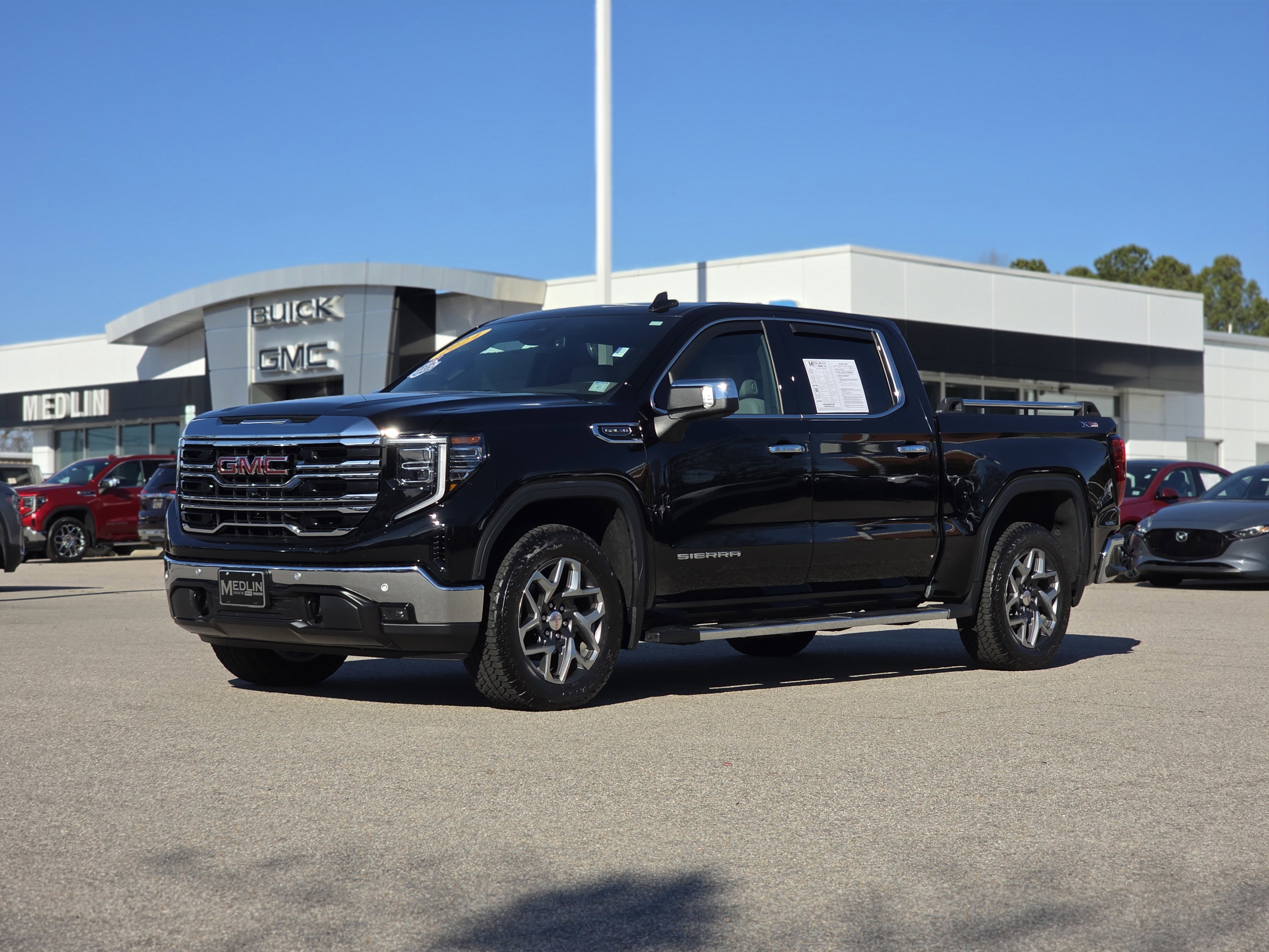 Used 2024 GMC Sierra 1500 SLT w/ SLT Premium Plus Package image 3