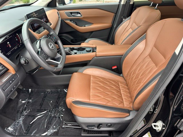 Used 2024 Nissan Rogue Platinum w/ Platinum Premium Package AWD/4WD image 21