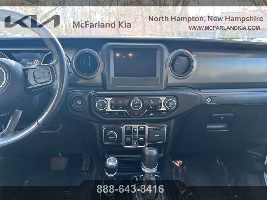 Used 2021 Jeep Gladiator Willys image 19