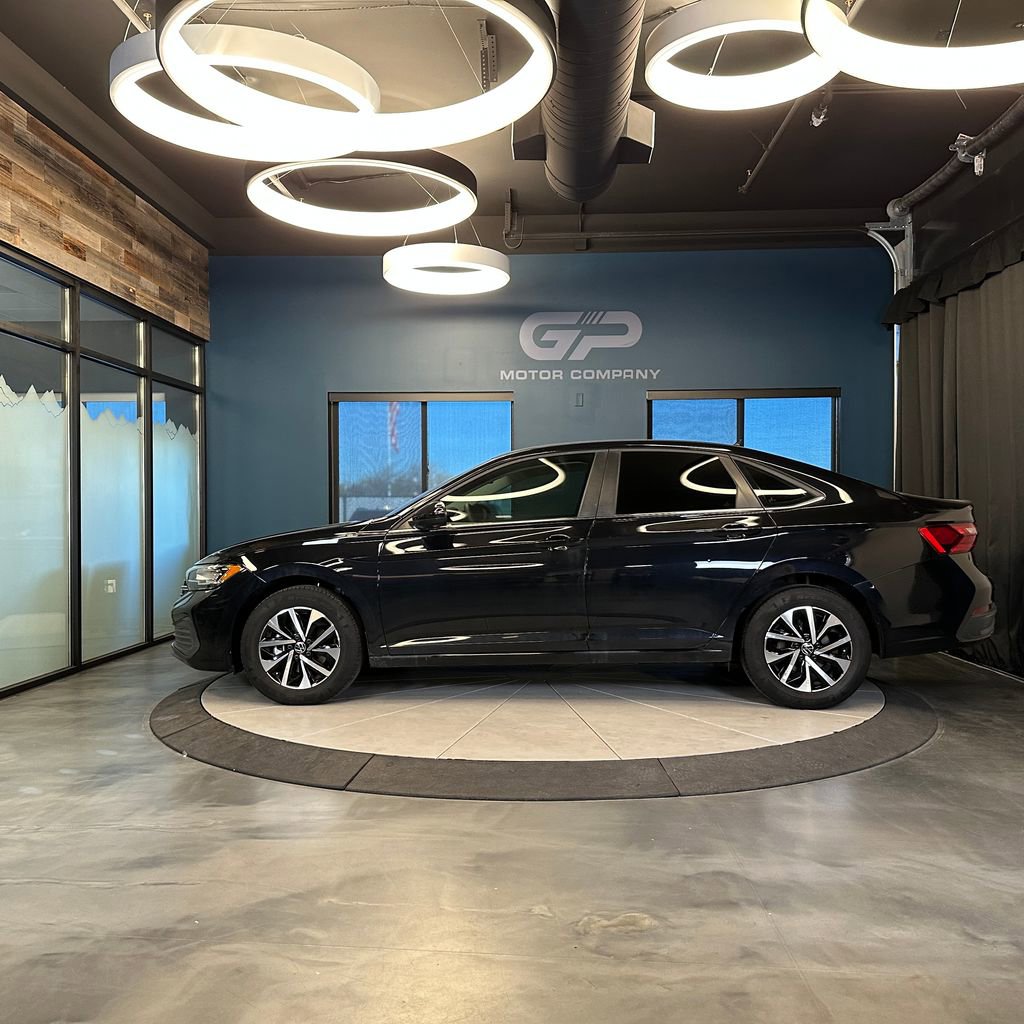 Used 2023 Volkswagen Jetta S FWD image 6