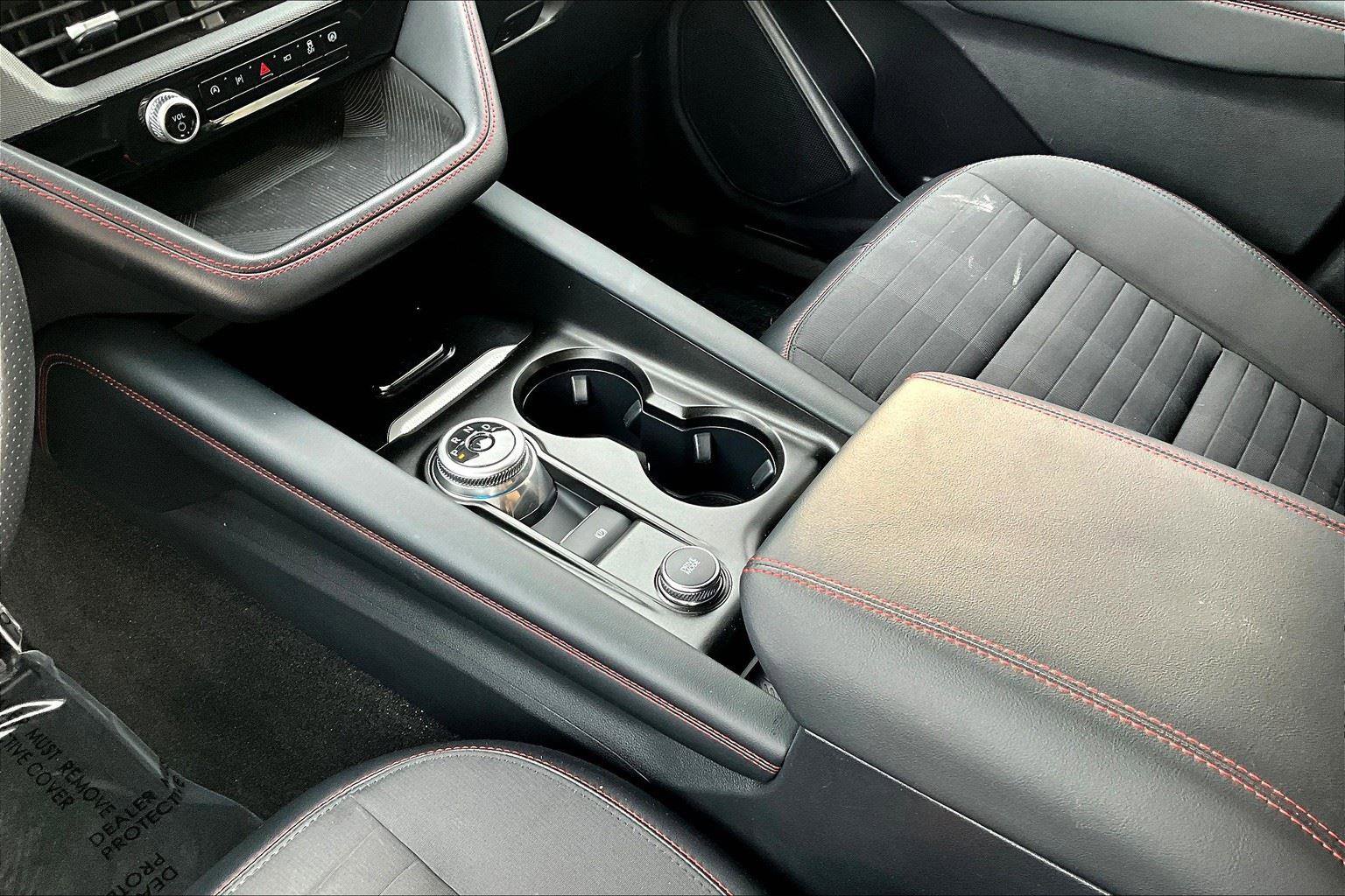 Certified 2025 Ford Explorer ST-Line w/ ST-Line Street Pack image 12