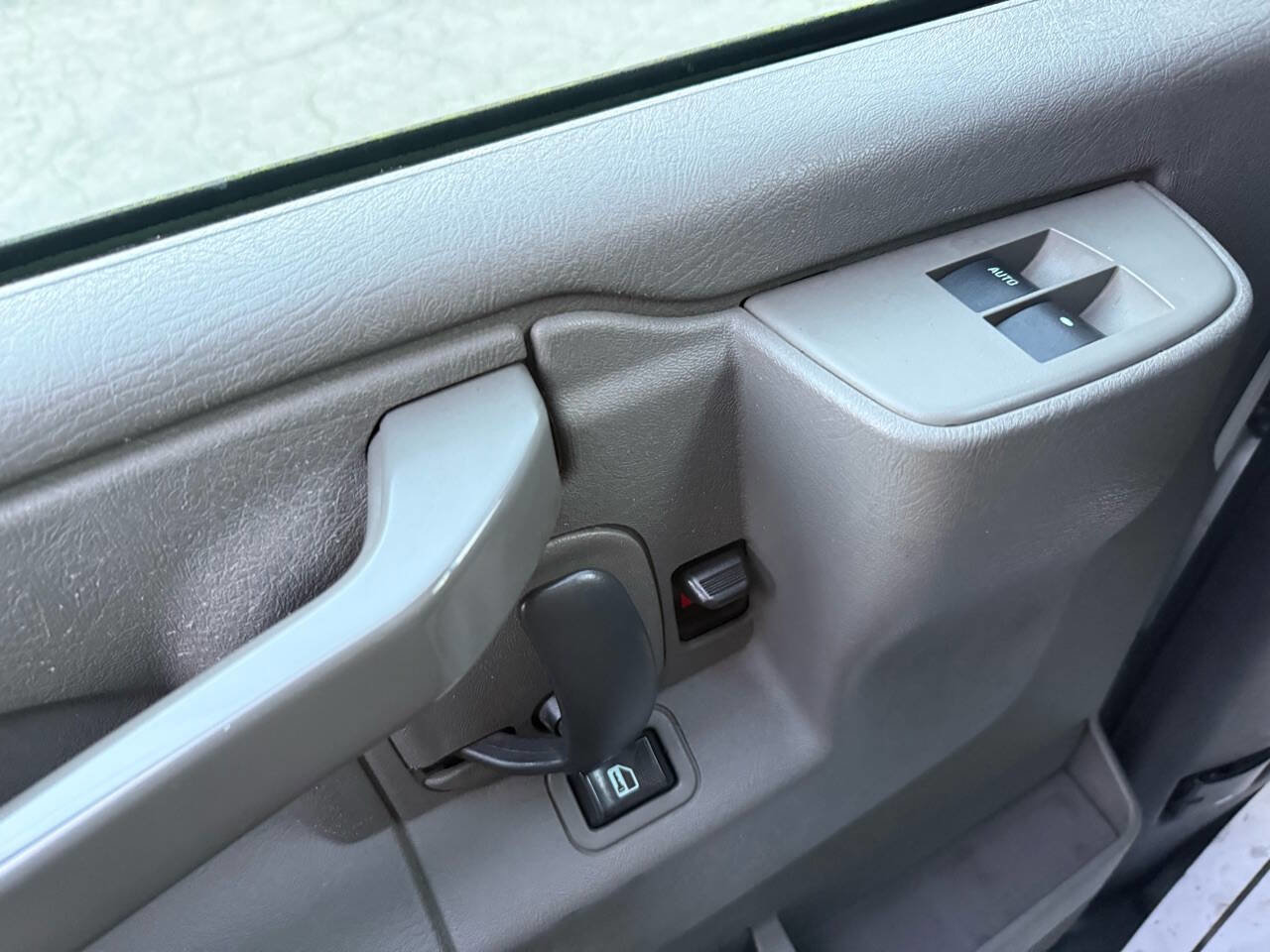 Used 2016 GMC Savana 2500 2500 3dr Extended Cargo Van w/ image 37