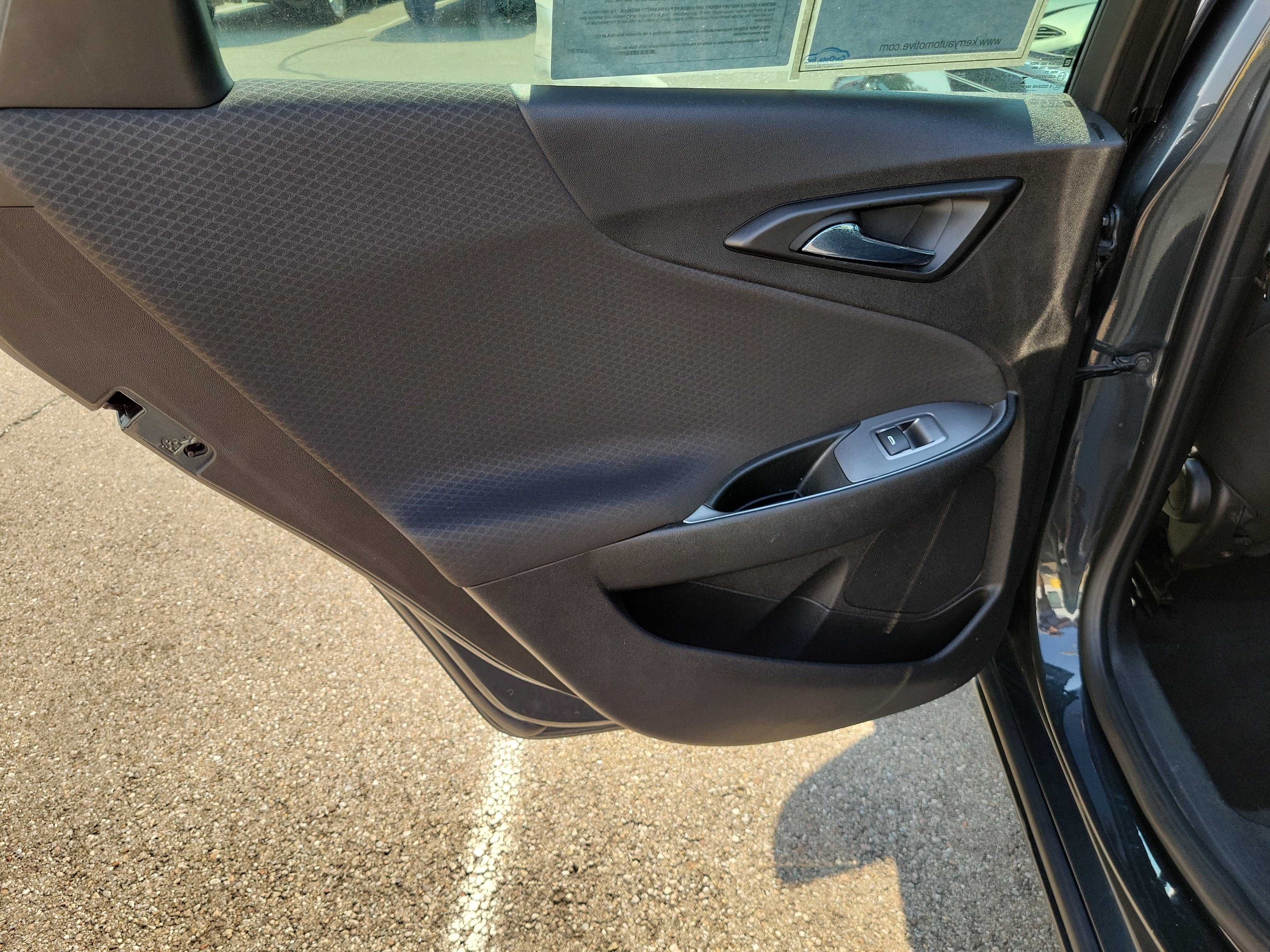 Used 2018 Chevrolet Malibu LS FWD image 13