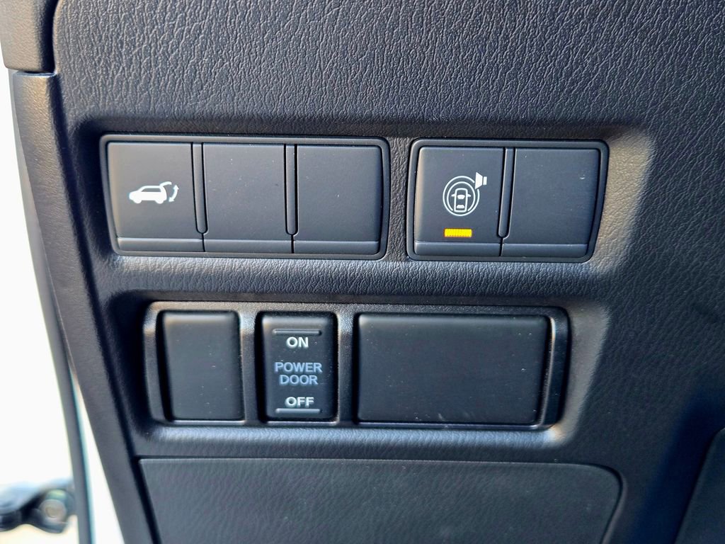 Used 2022 Nissan Armada SL image 25