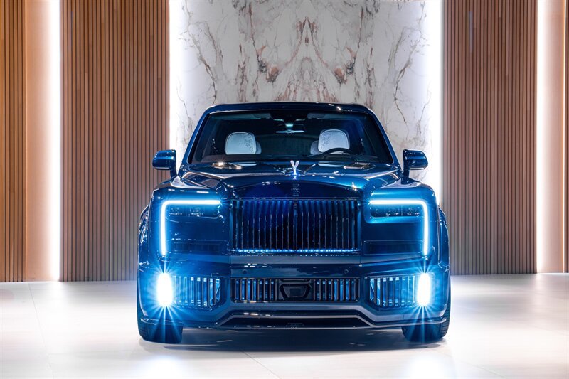 Used 2026 Rolls-Royce Cullinan AWD/4WD image 3