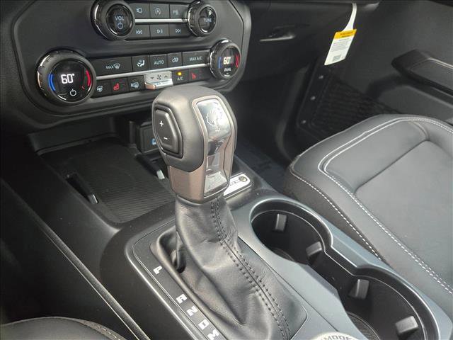 New 2025 Ford Bronco Outer Banks image 14