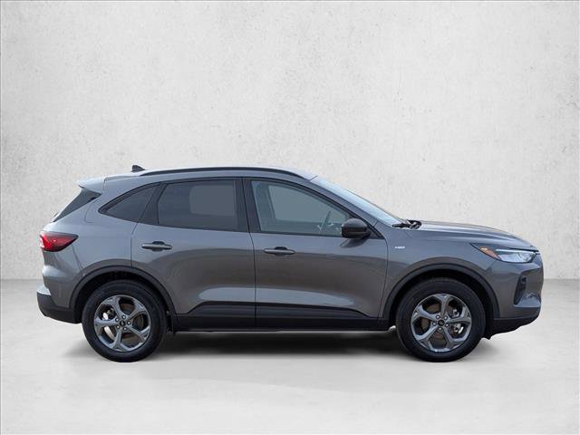 Used 2025 Ford Escape ST-Line image 4