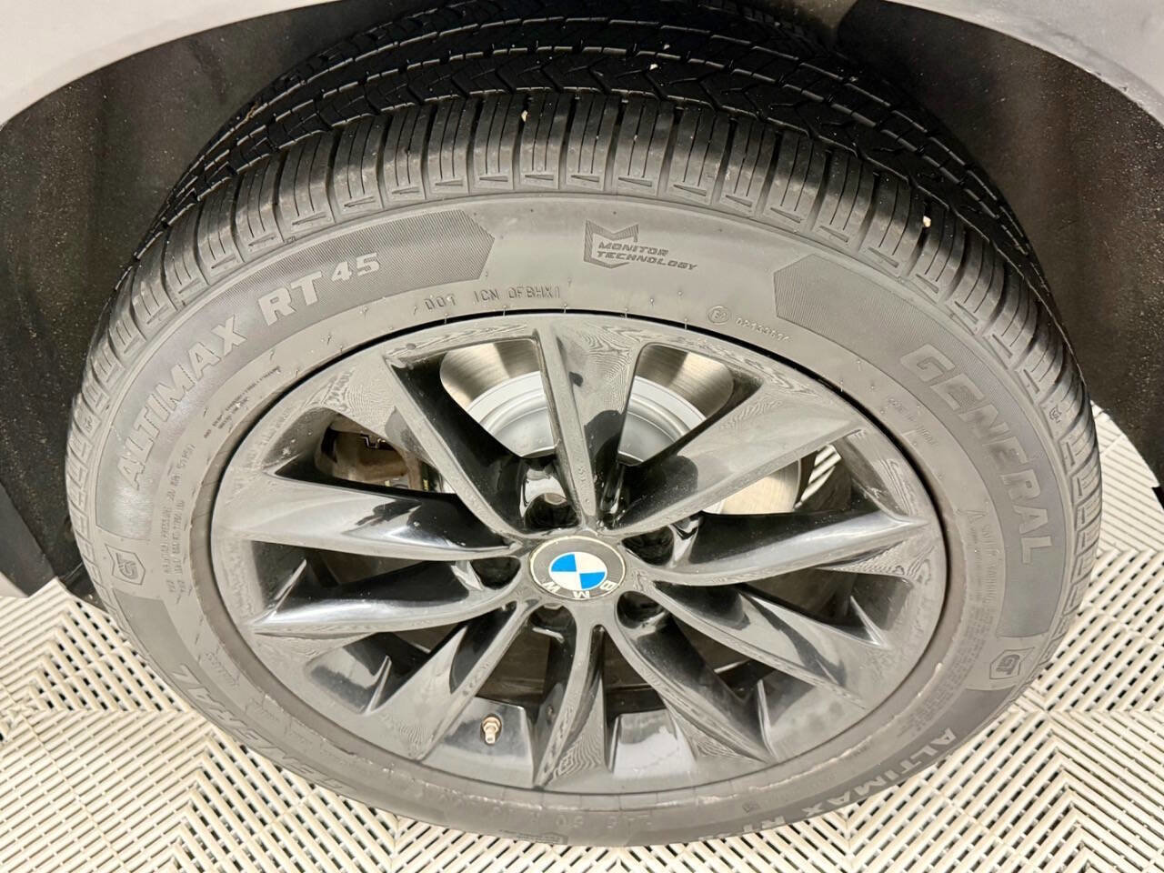 Used 2016 BMW X3 xDrive28i image 25