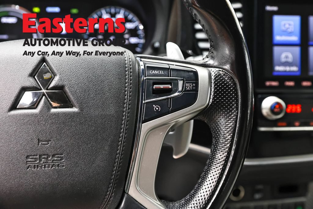 Used 2020 Mitsubishi Outlander SEL AWD/4WD image 15