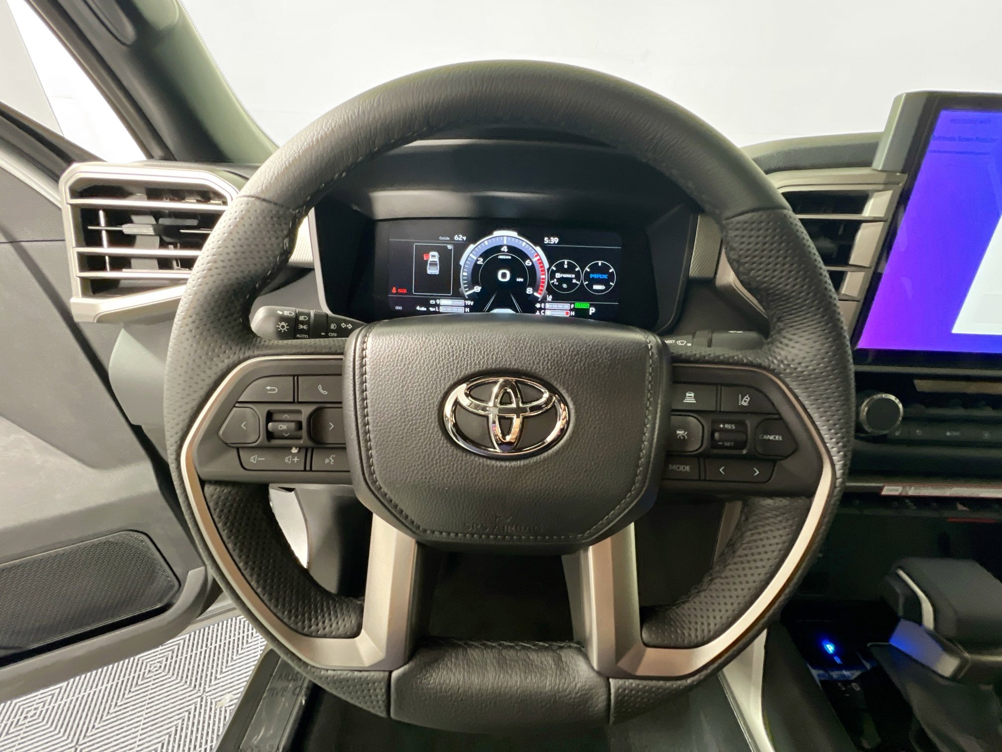 New 2026 Toyota Tundra Limited image 17
