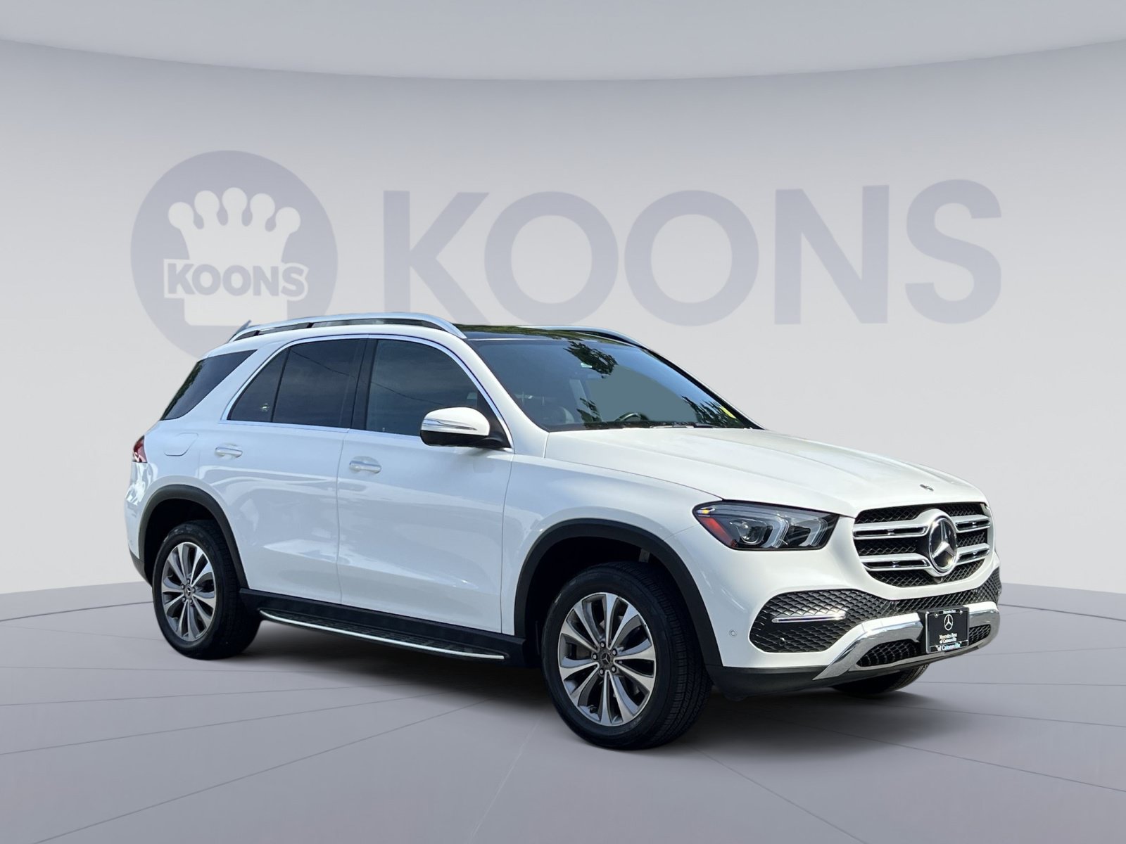 Certified 2022 Mercedes-Benz GLE 350 4MATIC w/ Premium Package image 2