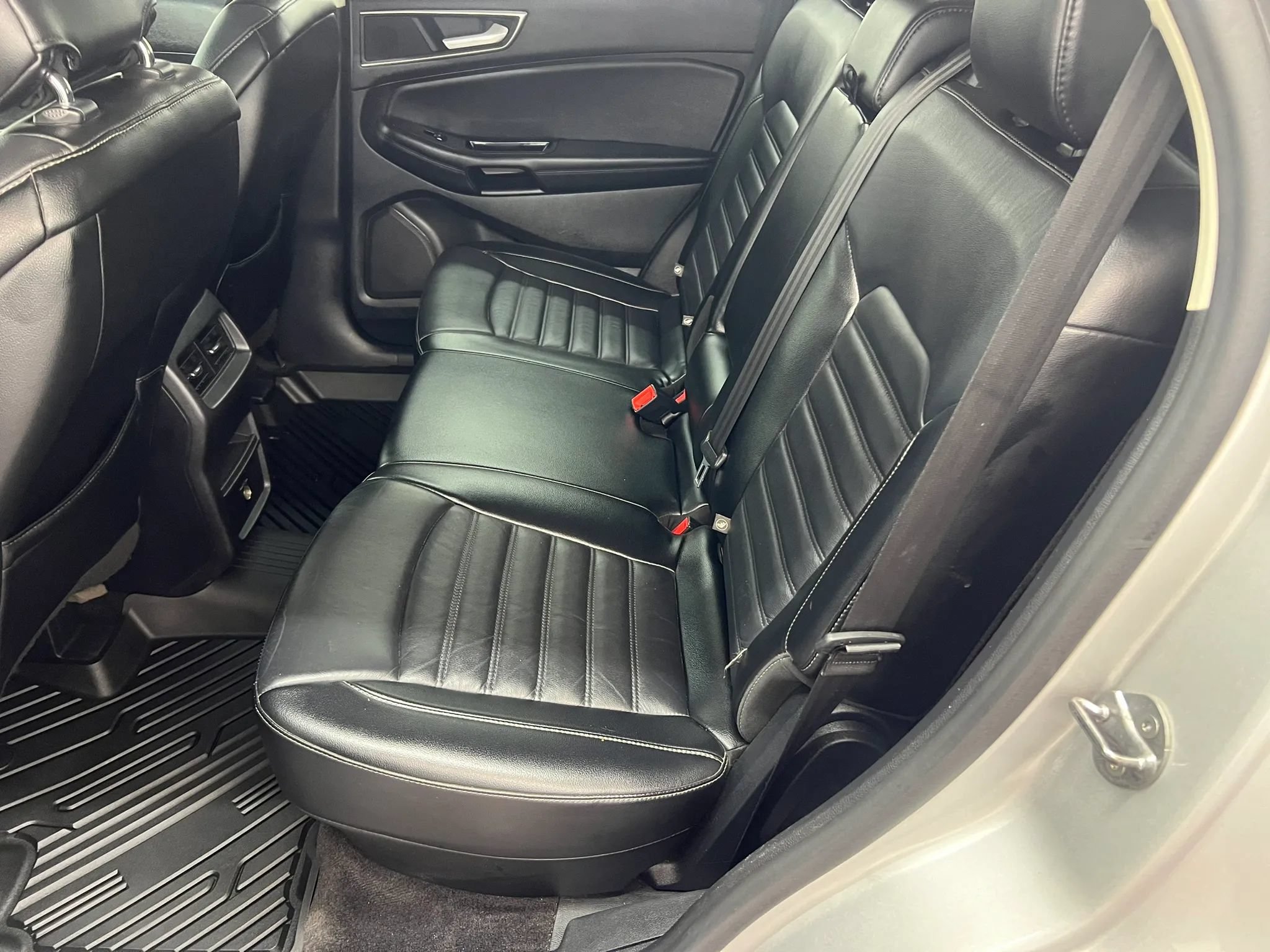 Used 2016 Ford Edge SEL w/ Utility Package FWD image 12