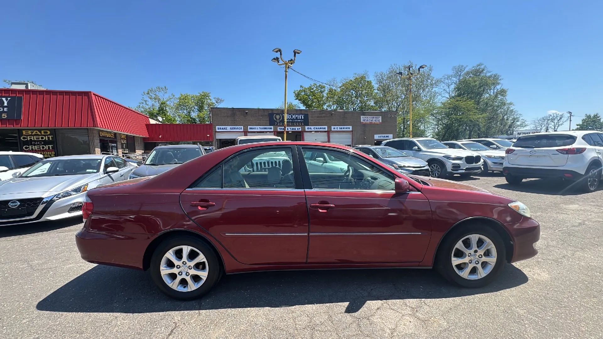 Used 2005 Toyota Camry LE FWD image 4