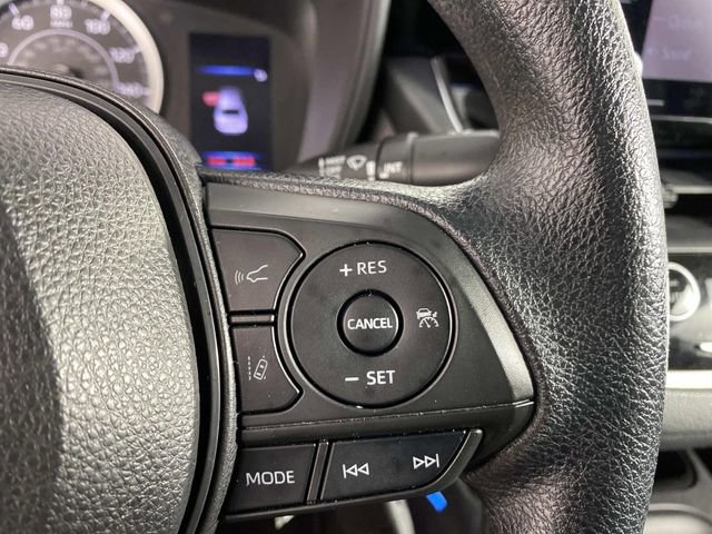 Used 2022 Toyota Corolla LE image 16