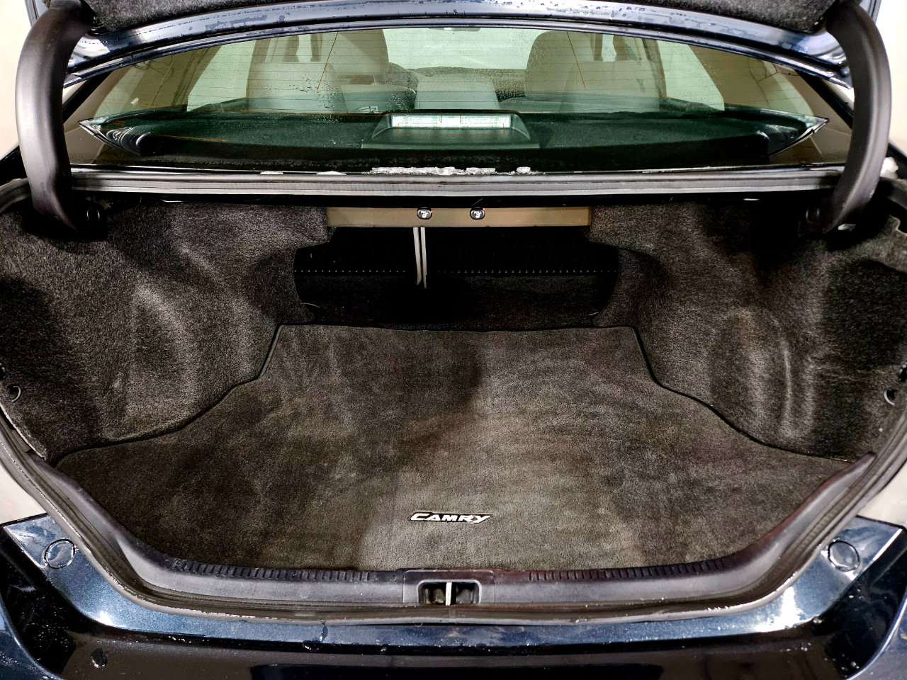 Used 2017 Toyota Camry LE image 7