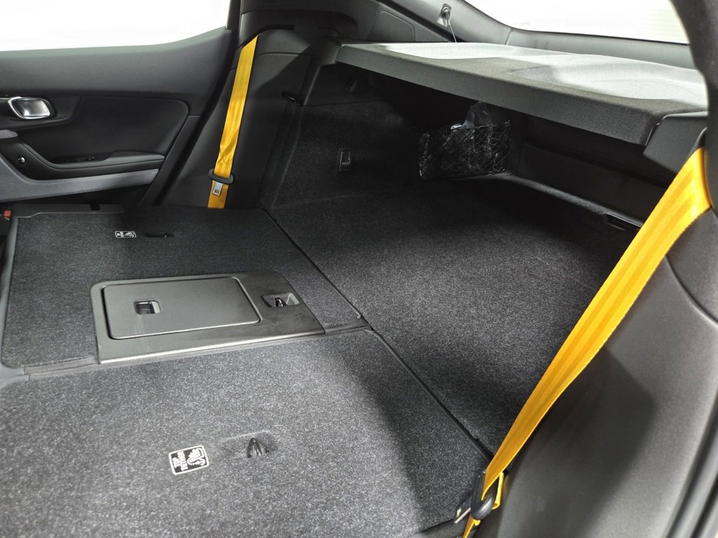 Used 2022 Polestar Polestar 2 w/ Performance Package image 37