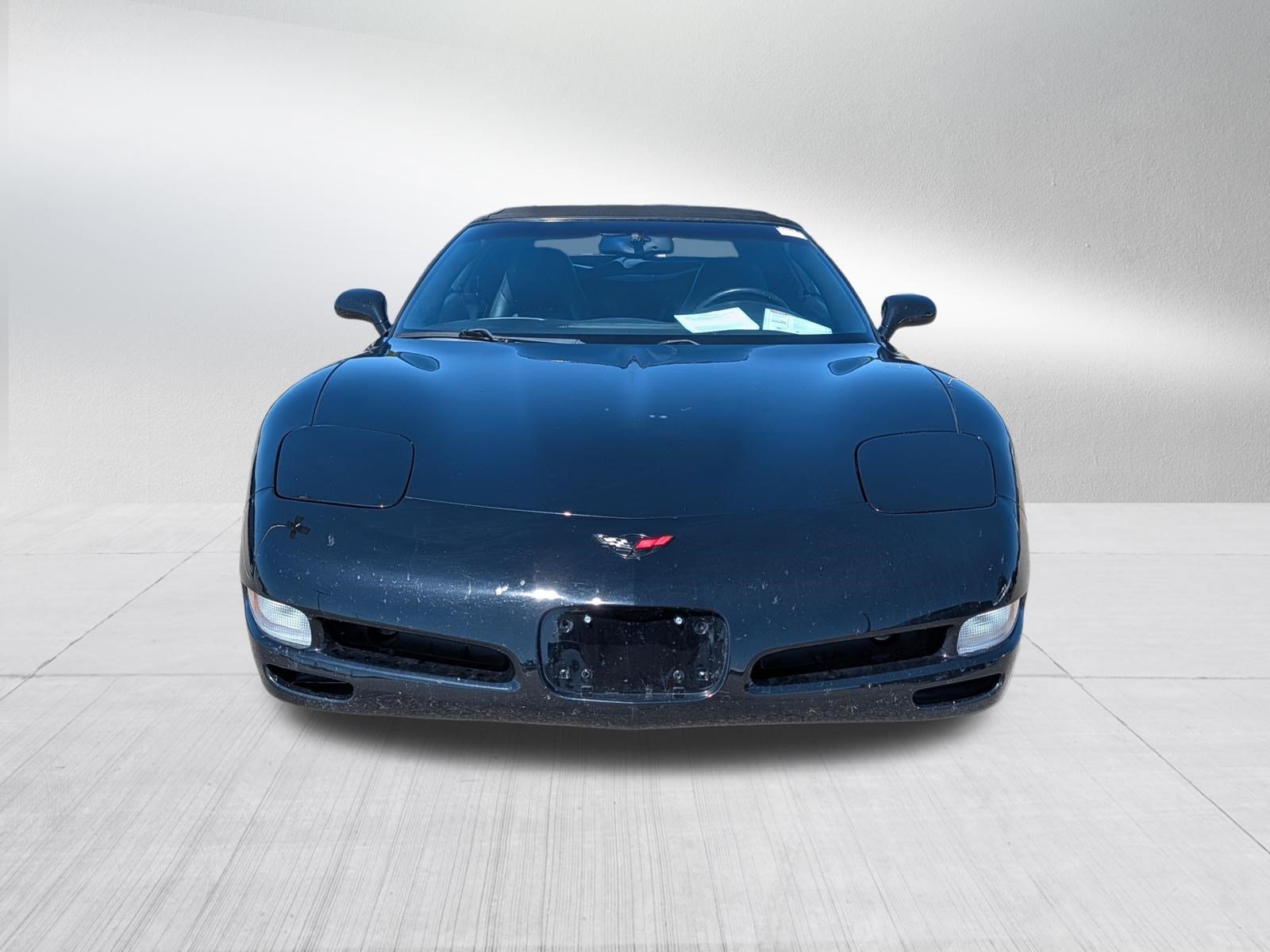 Used 2002 Chevrolet Corvette Convertible w/ Preferred Equipment Group2 RWD image 2