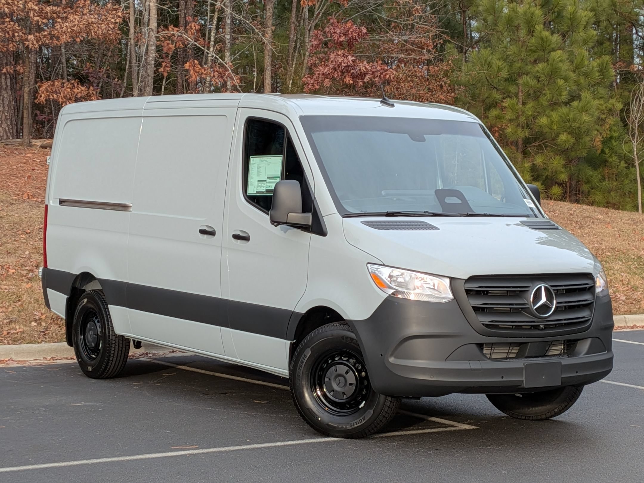 New 2026 Mercedes-Benz Sprinter 2500 image 2