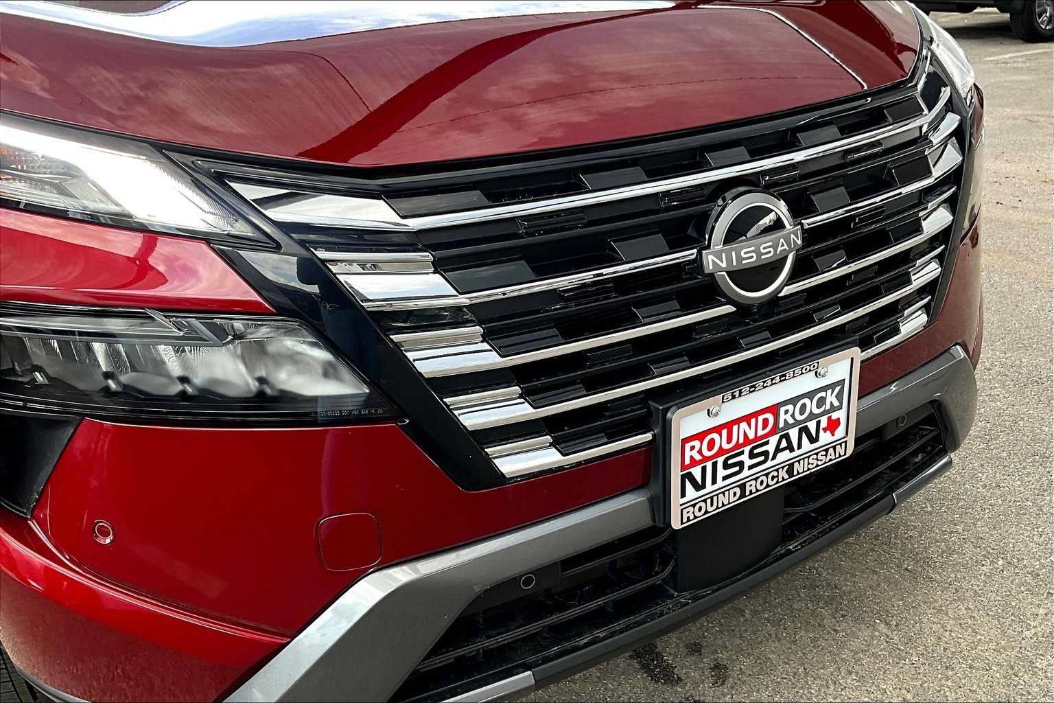 Used 2024 Nissan Rogue SL FWD image 29