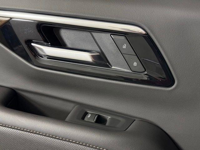 Used 2025 Chevrolet Tahoe High Country image 27