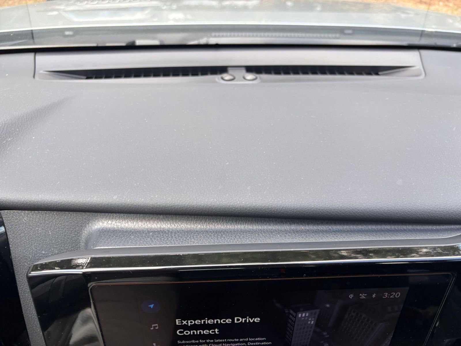 Used 2025 Toyota Camry LE FWD image 17