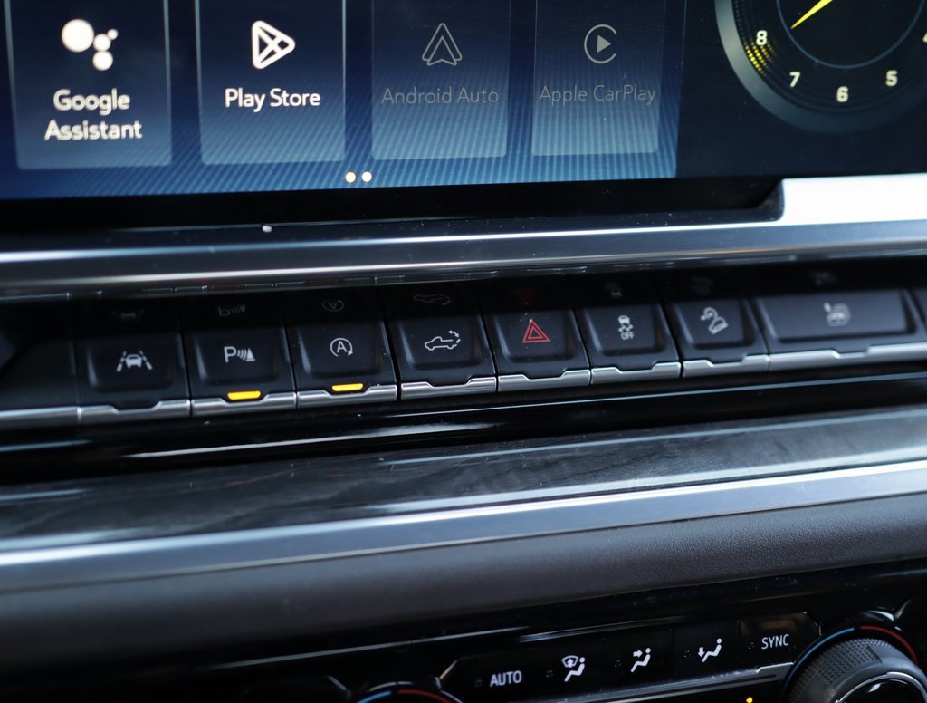 Used 2022 Chevrolet Silverado 1500 LTZ image 17