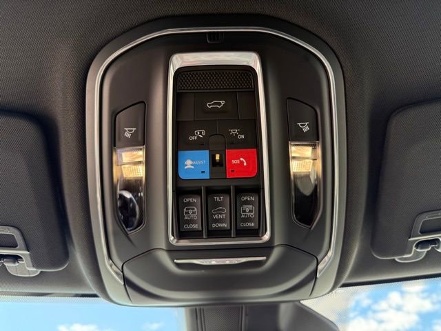 New 2025 Jeep Grand Cherokee Limited image 20