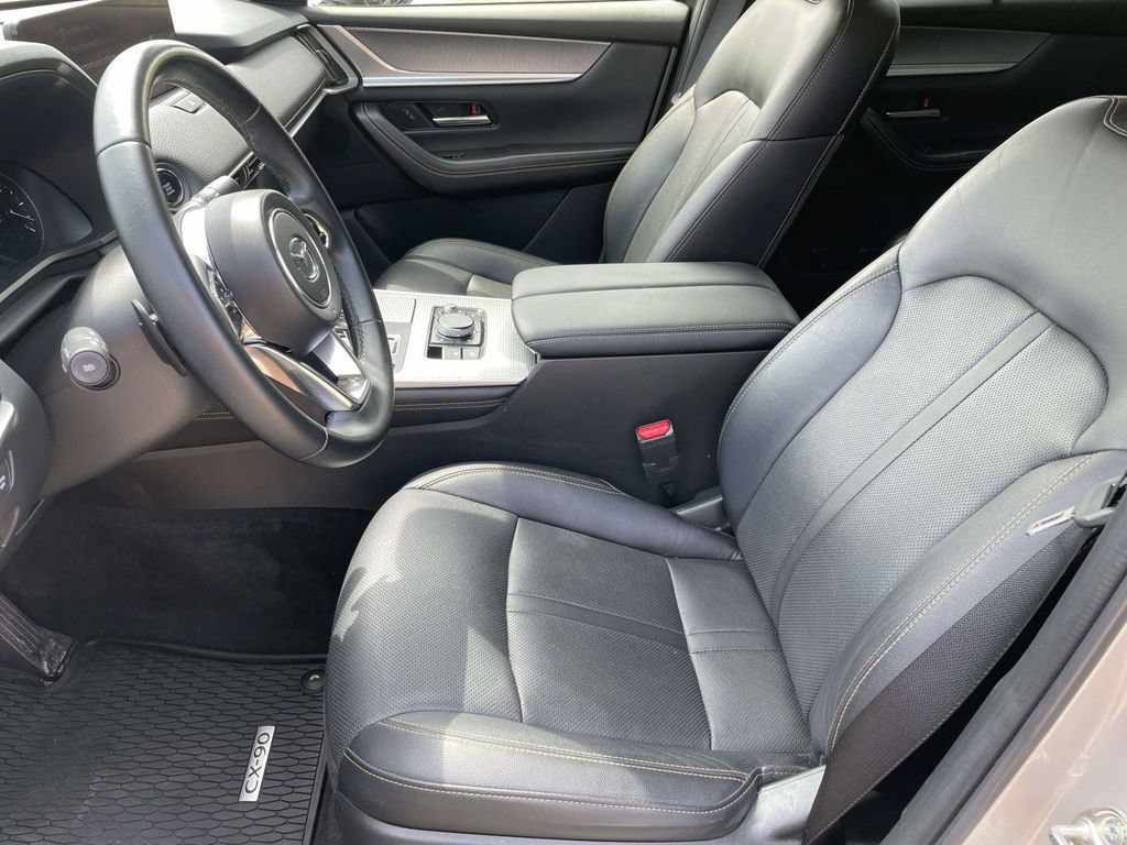Used 2025 MAZDA CX-90 3.3 Turbo w/ Preferred Package AWD/4WD image 13