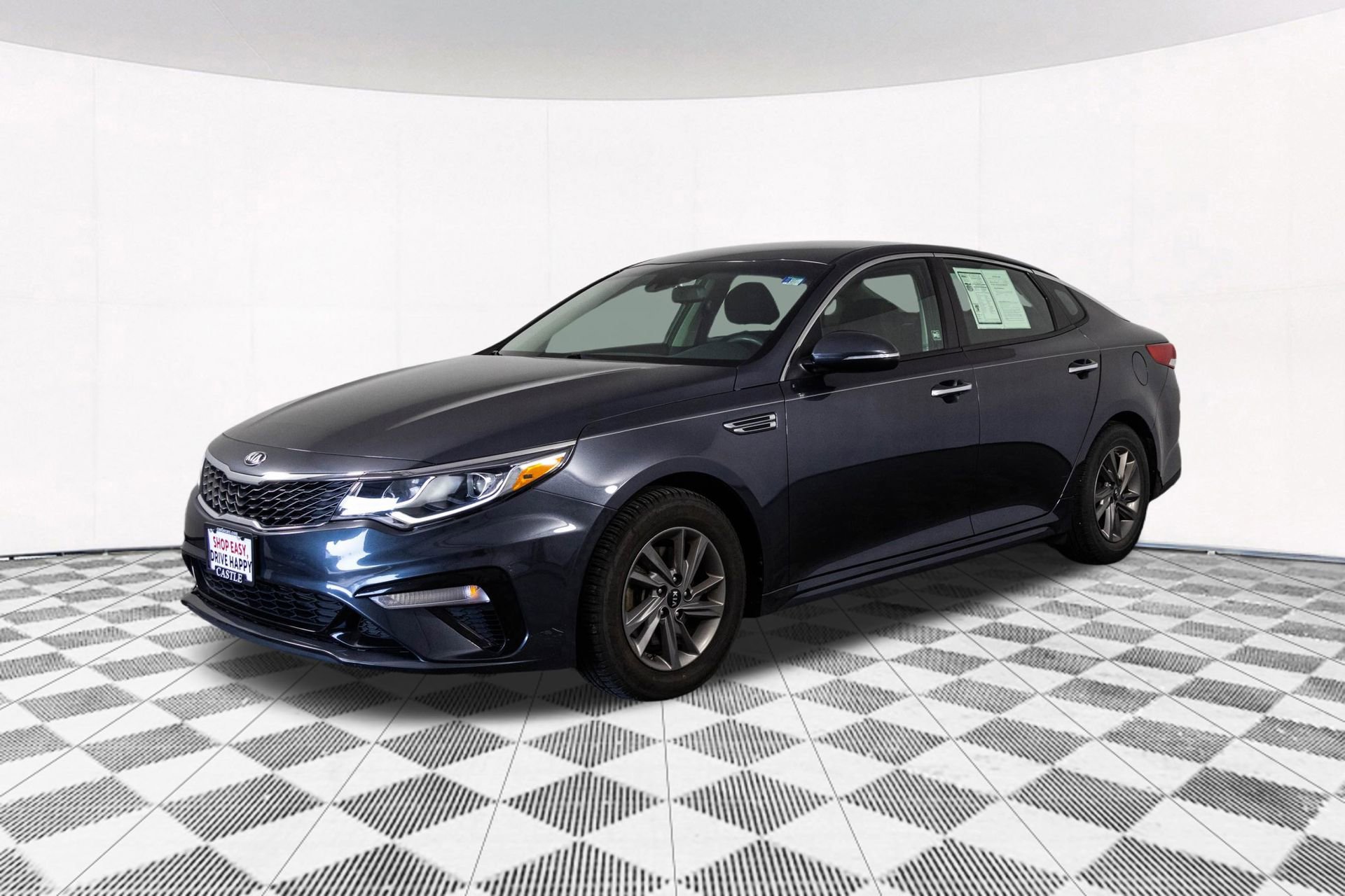 Used 2020 Kia Optima LX image 9